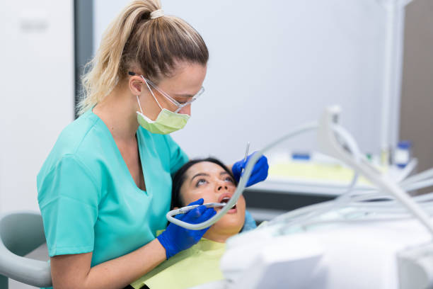 Best Emergency Tooth Extraction in Malvern, IA